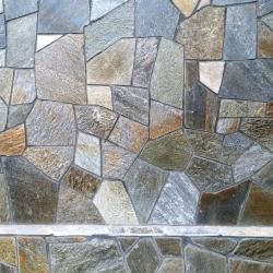 Фотогалерея: Вертикальная облицовка плитняком "Старая Англия"