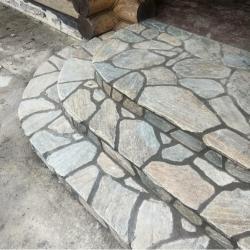 Фотогалерея: Крыльцо, ступени из галтованного камня "Старая Англия"