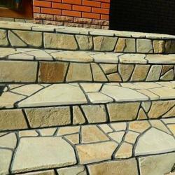 Фотогалерея: Ступени из галтованного камня "Славянский"